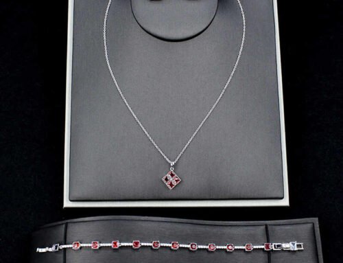 Exquisite cubic zirconia jewelry set of clavicle chain bracelet and earrings