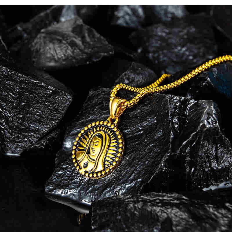 pendant 011